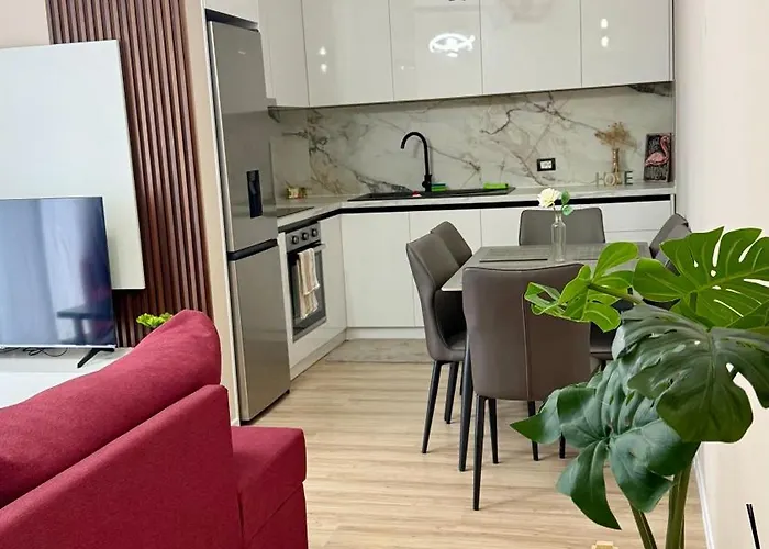 Sunset Lungomare Avlonya